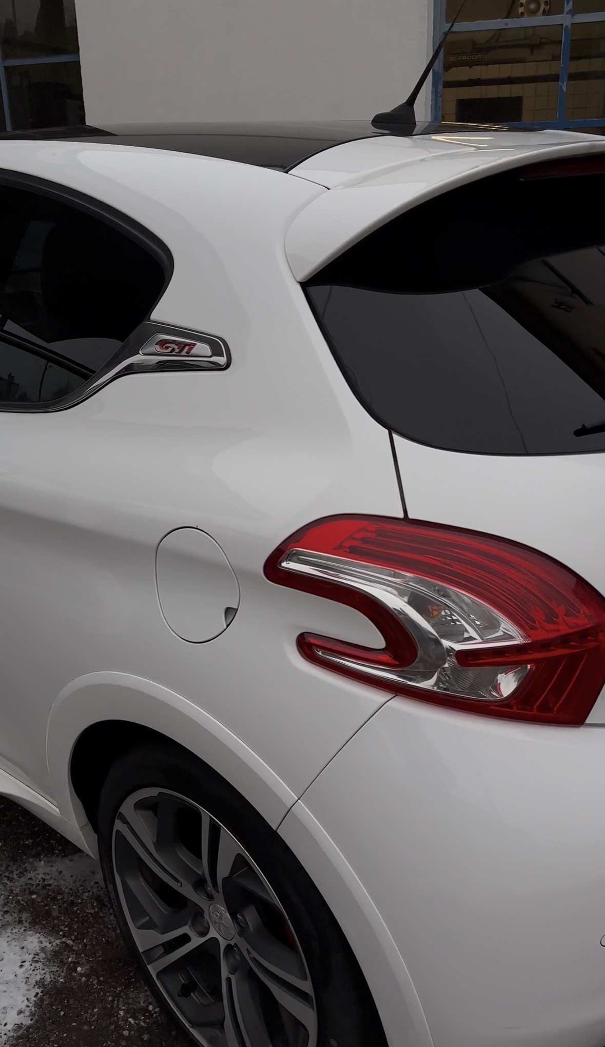 🚘 Lavage Intérieur & Extérieur Standard – 129€